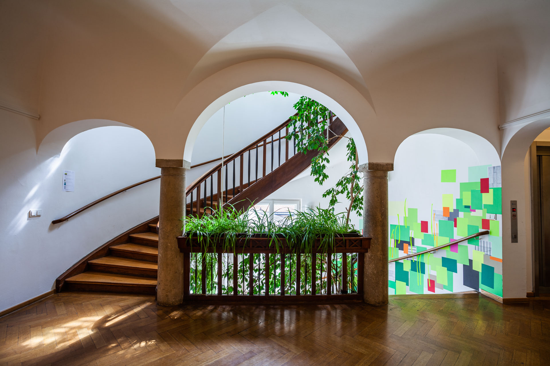 Annegret Hoch_Wandarbeit_Seidlvilla_2022-3
